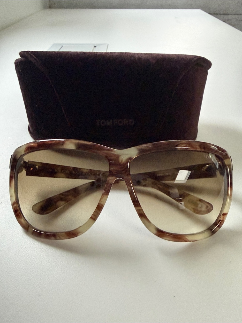 Tom Ford Women's Tortoiseshell Gradient Brown Oversized Sunglasses